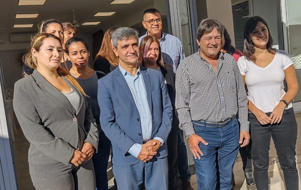 VISITA DEL SENADOR NACIONAL Dr. PABLO YEDLYN