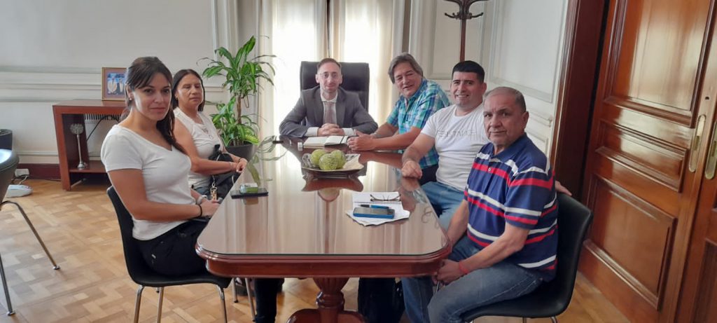 Las Autoridades de la Cooperativas San Lorenzo Mártir y 1° de Mayo, fueron recibidos en audiencia por el Secretario Ejecutivo Financiero del Siprosa Lic. Fabio Andina